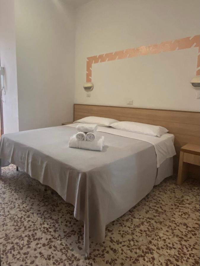 Hotel Ravello Da Lorenzo E Moira Adults Only Rimini Exterior photo